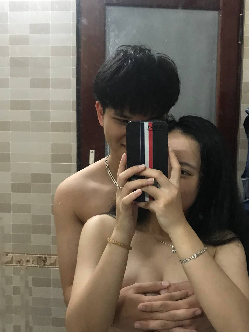 sex e chỉ đút 1cm